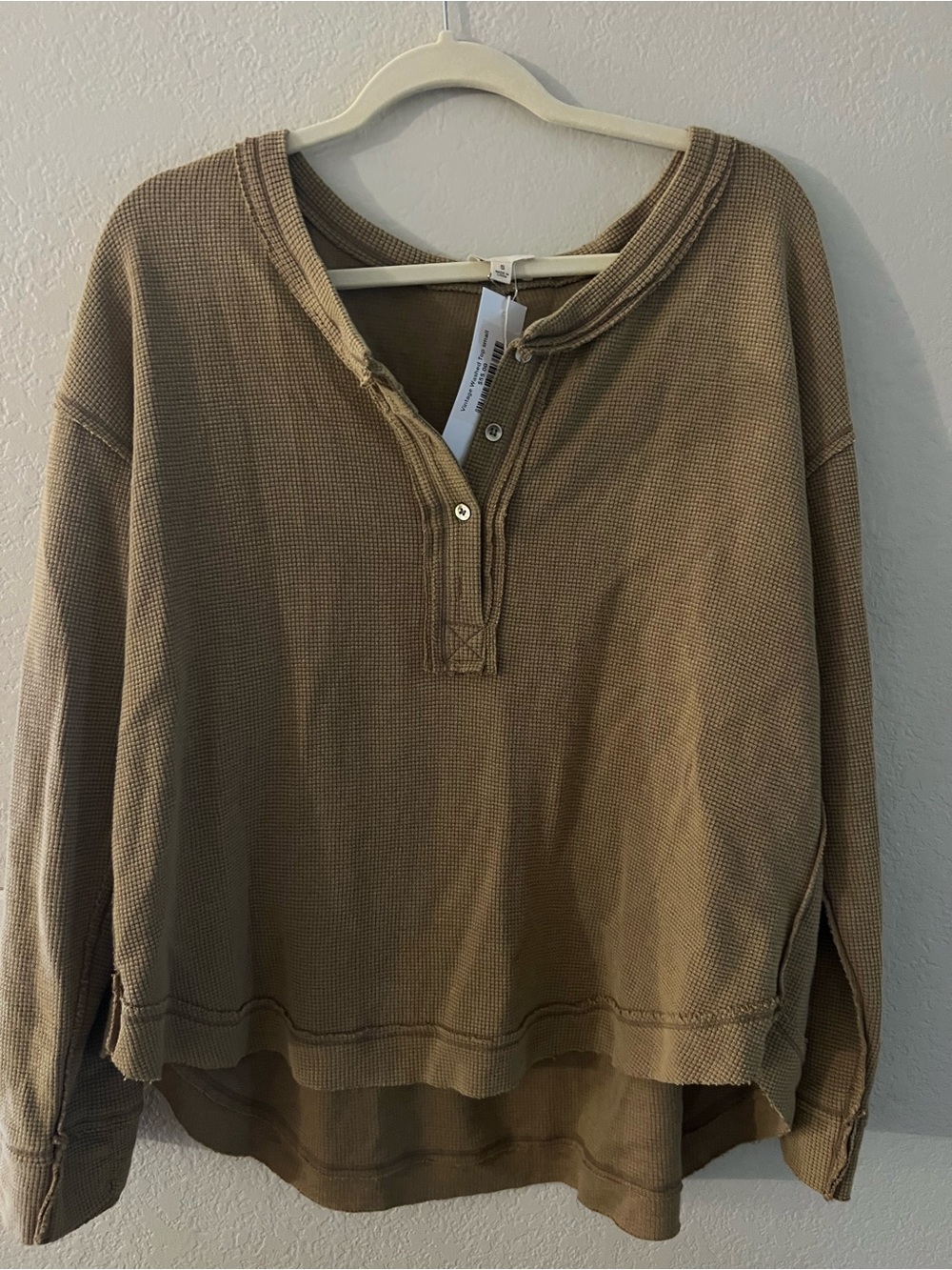 BiBi Waffle-Knit Henley Sweater in Tan